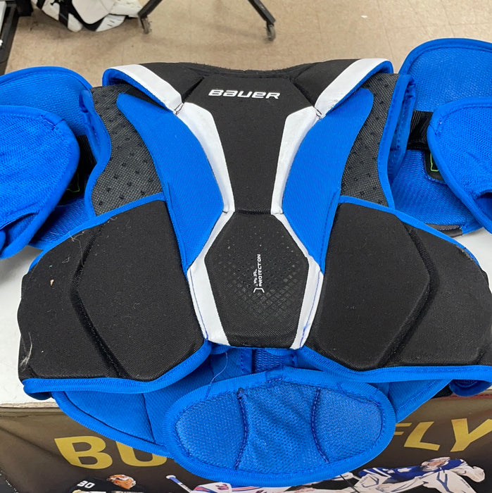 Used Bauer 2N Senior Small Shoulder Pads