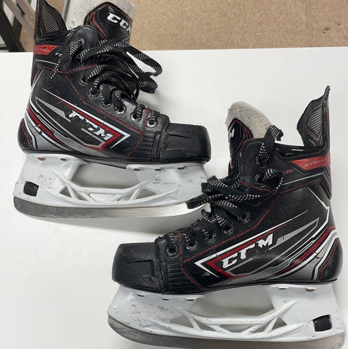 Used CCM JetSpeed FT470 2.5D Player Skates