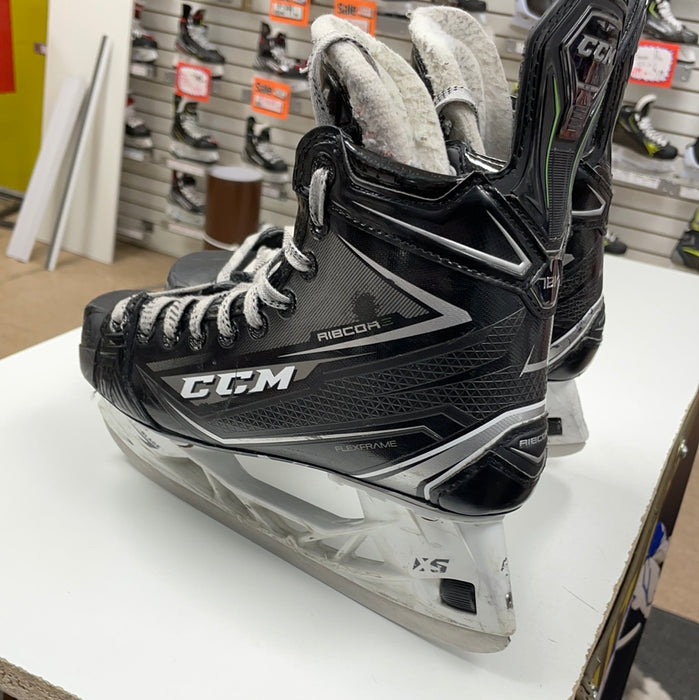 Used CCM RibCor 78k 5D Player Skates