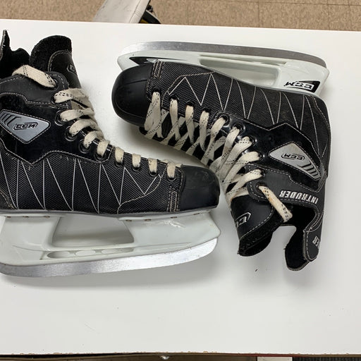 Used CCM Intruder 6D Player Skates
