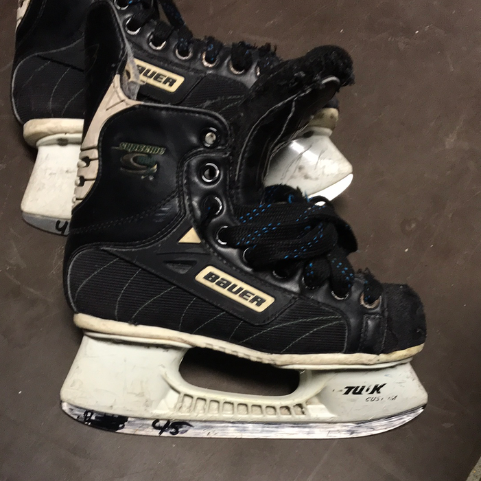 Used Bauer Supreme 1000 2D Skates