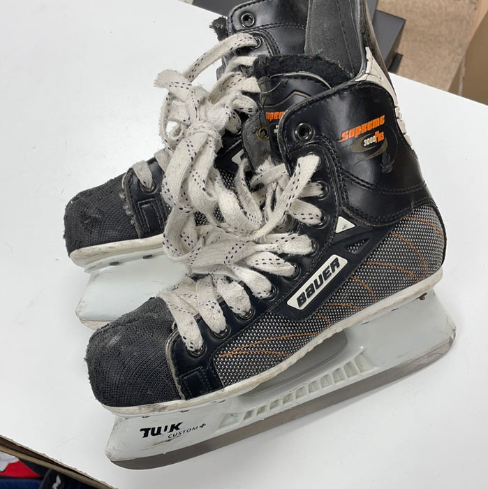 Used Bauer Supreme 3000 Plus 5D Player Skates