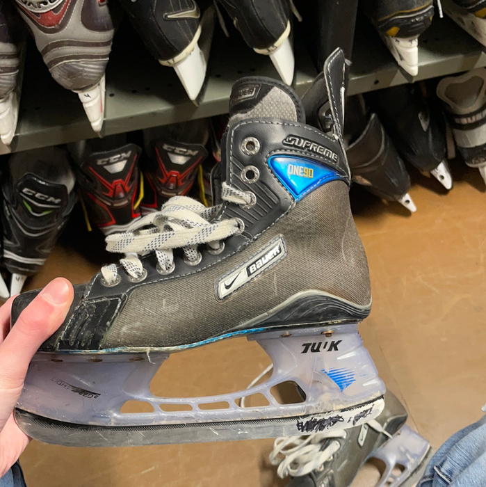 Nike bauer supreme sales one90