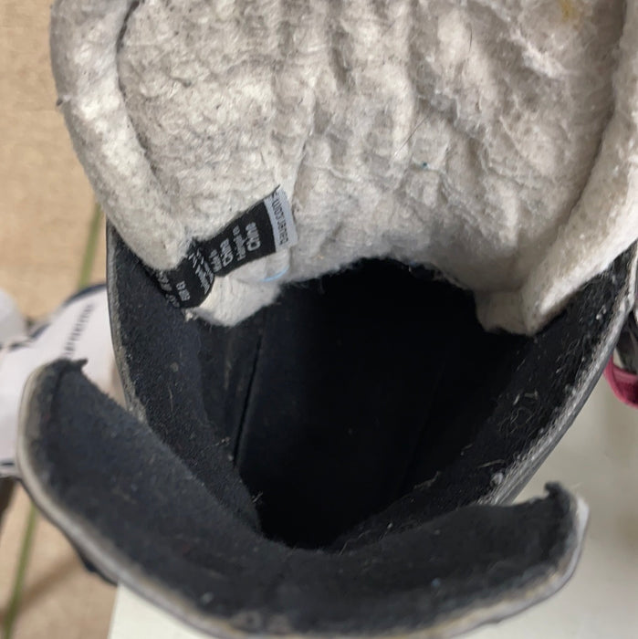 Used Bauer Charger 8D Player Skates