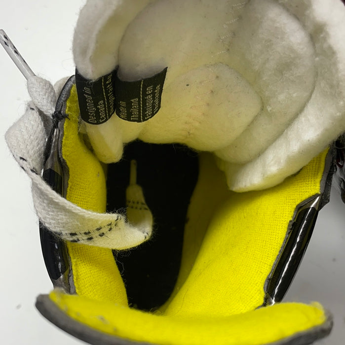 Used Bauer Supreme 3S 13.5D Youth Skates