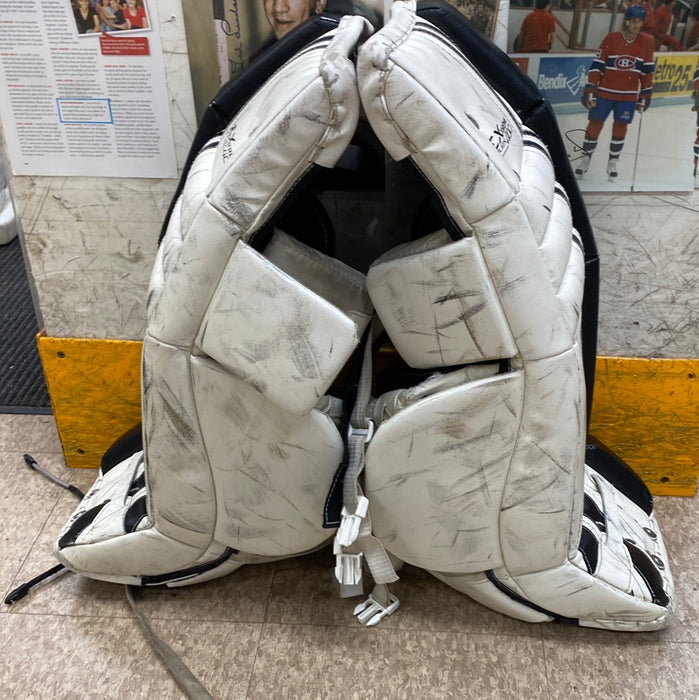 Used CCM EXTreme flex 400 26+1” Goal Pads