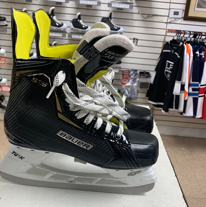 Used Bauer S25 Player Skates 5D