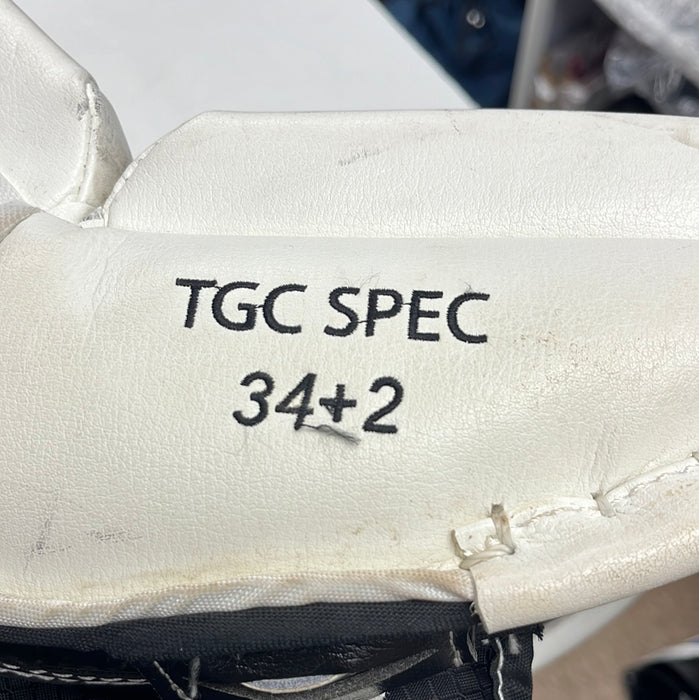 Used CCM Premier R1.9 34”+2” Goal Pad