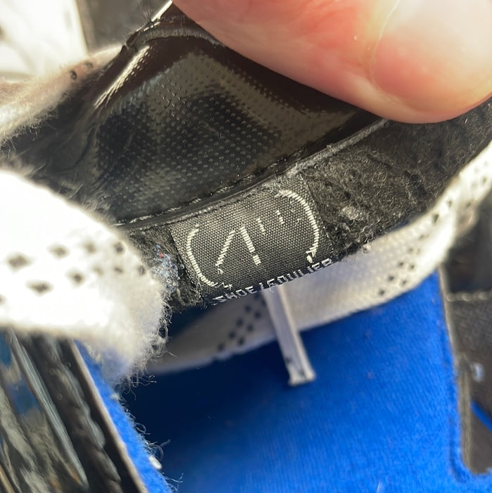 Used Bauer Nexus 2900 4D Player Skates