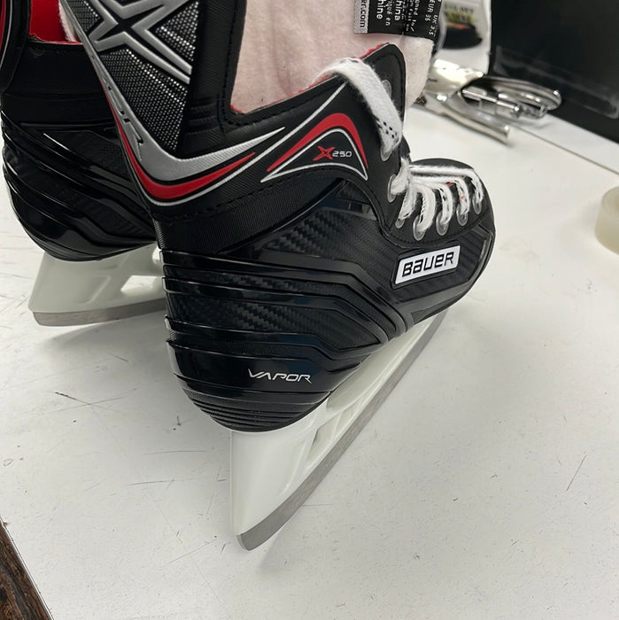 Used Bauer Vapor X250 3D Player Skate