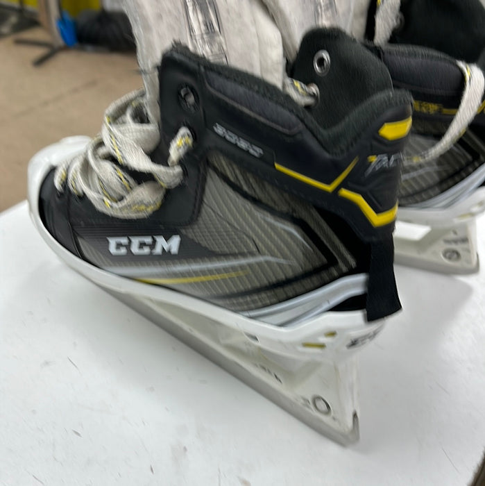 Used CCM Tacks 9060 4.5D Goalie Skates