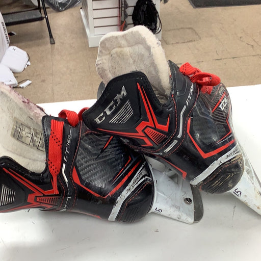 Used CCM JetSpeed FT350 1.5 Player Skates