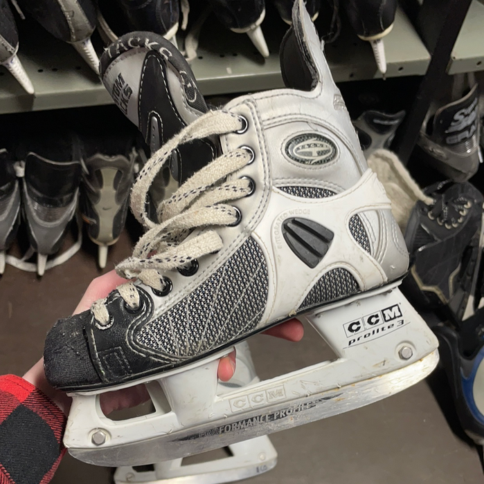 Used CCM Custom Tacks 2D Skates
