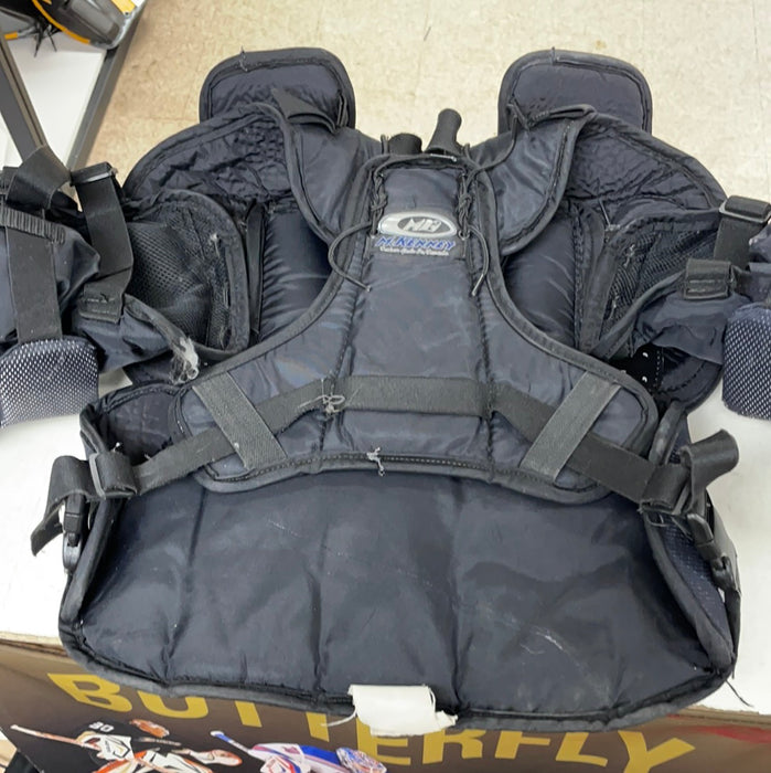 Used McKenney Pro Spec 170 Youth Extra Small Chest Protector