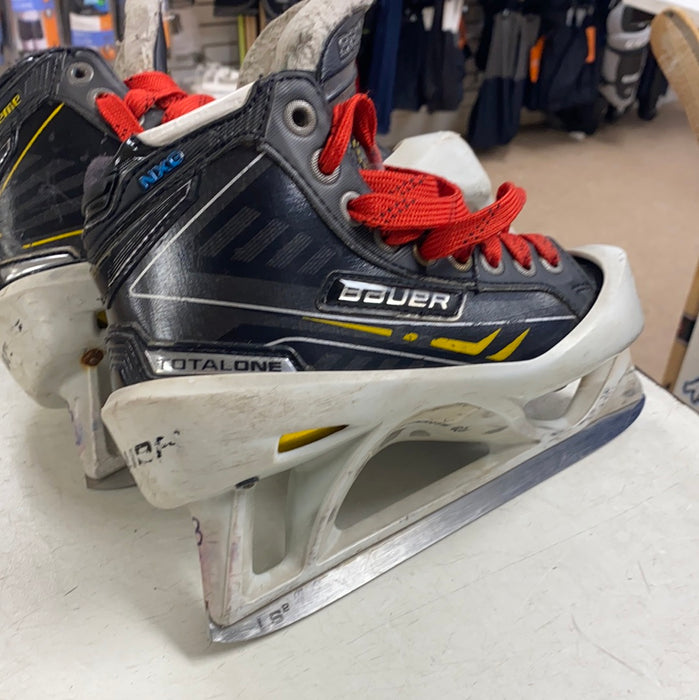 Used Bauer TOTALONE NXG Skates 3D