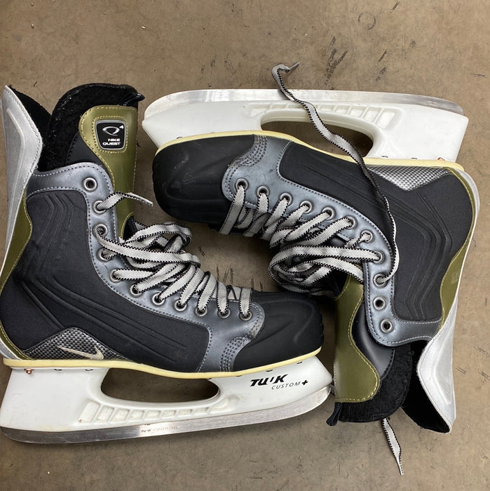 Used Nike Quest 11 EE Skates