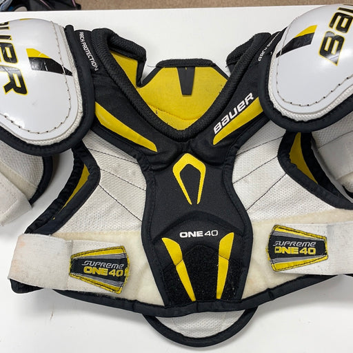 Used Bauer Supreme One40 Youth Shoulder Pads