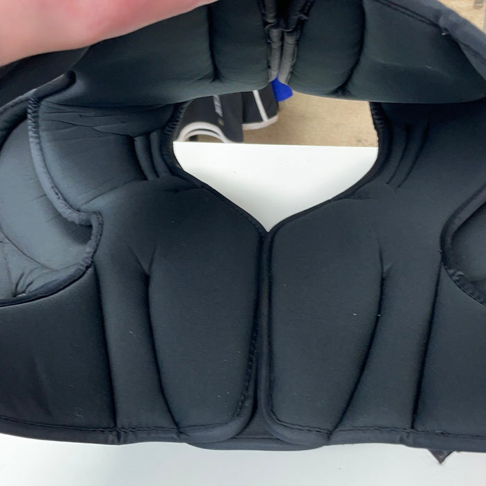Used Easton Catalyst X-Treme Senior Extra Large Shoulder Pads