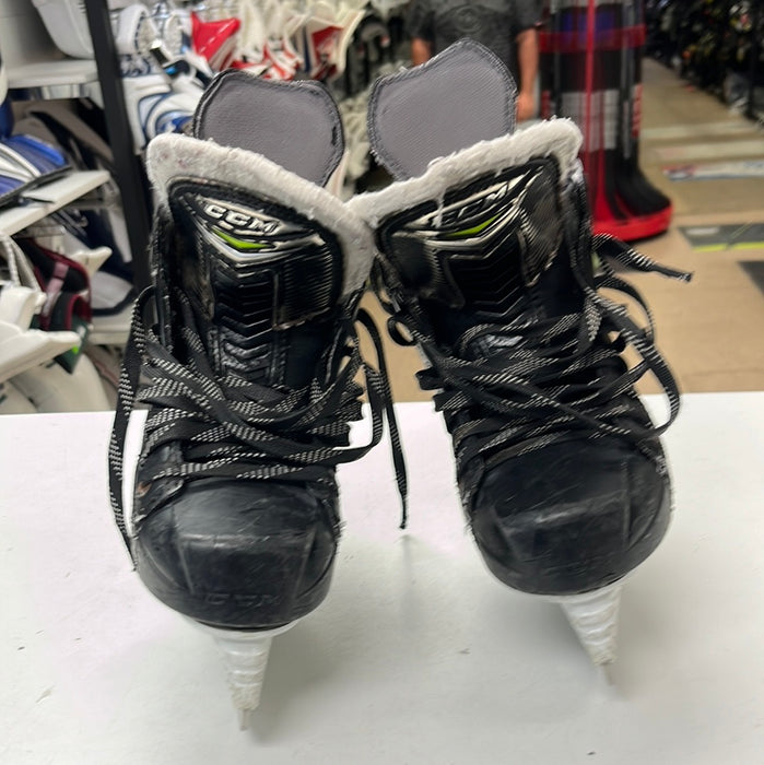 Used CCM Ribcor 70K Size 12 Youth Skate